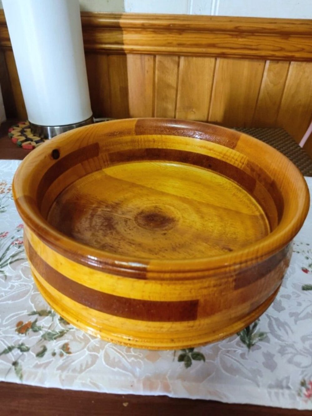 Vintage J. R. Morris 1996 Decorative Multi-Hardwood Segmented 11" Bowl